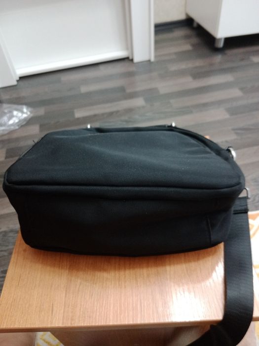 Продам сумочки по 2500 т