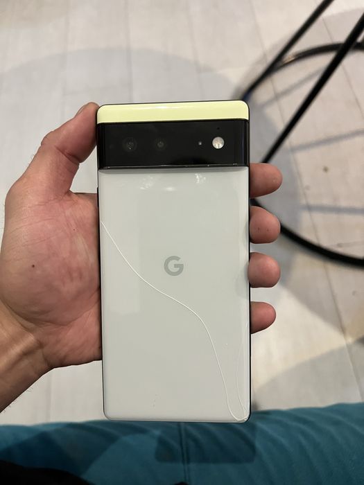 Продам  Pixel 6
