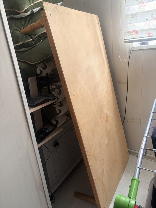 Срочно Жер стол 150*75