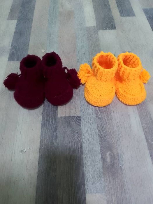 Haxel rangda razmerda bolajonlar uchun naskichalar toʻqiyman