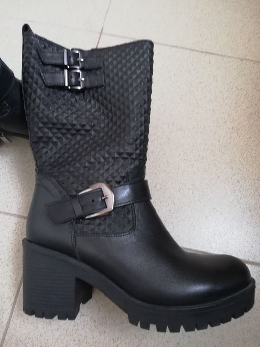 Дамски ботуши от естествена кожа