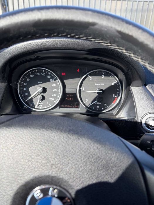 Vand Bmw X1 2011