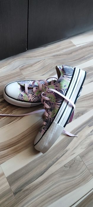 Дамски кецове Converse 38н