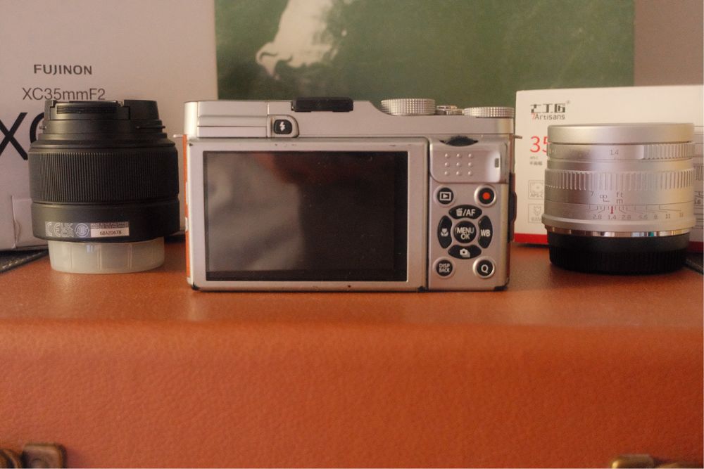 Fujifilm X-M1 + обектив
