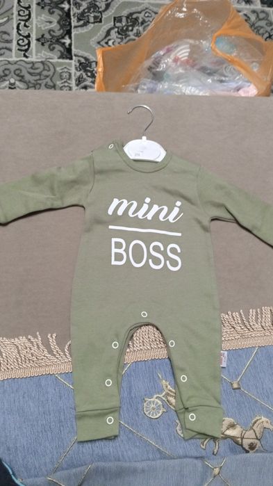 Продам детские вещи