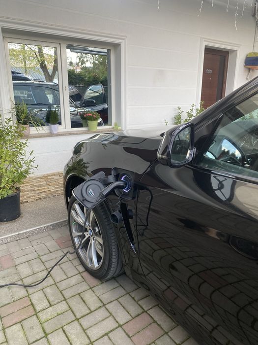 Bmw x 5 F15 pachet M full de fabrica ,benzina 2,0 !