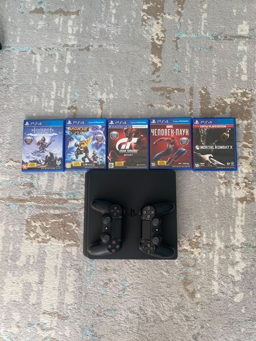 Продам PS 4 slim 1 TB в отличном состоянии