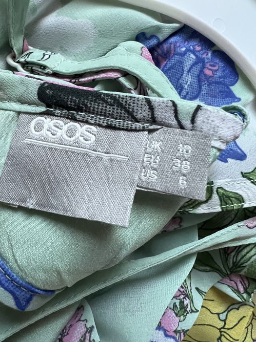 Rochie Asos model Floral