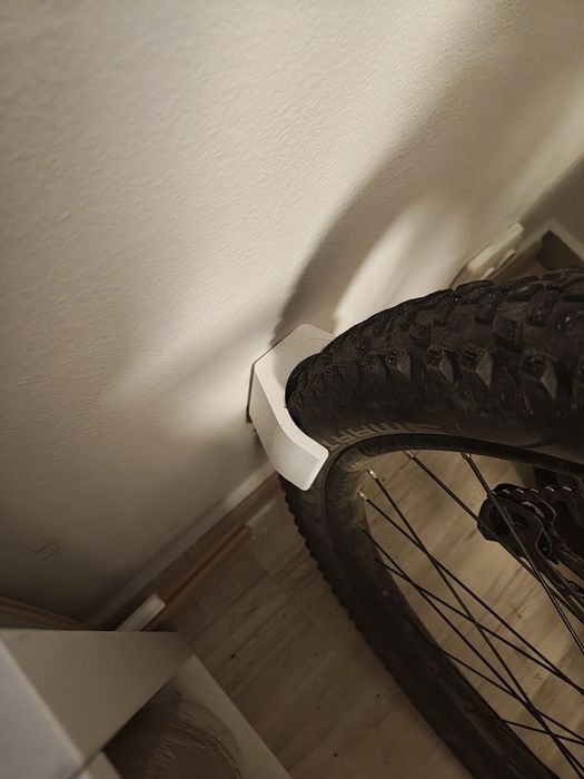 Suport bicicleta mountain bike de perete apartament