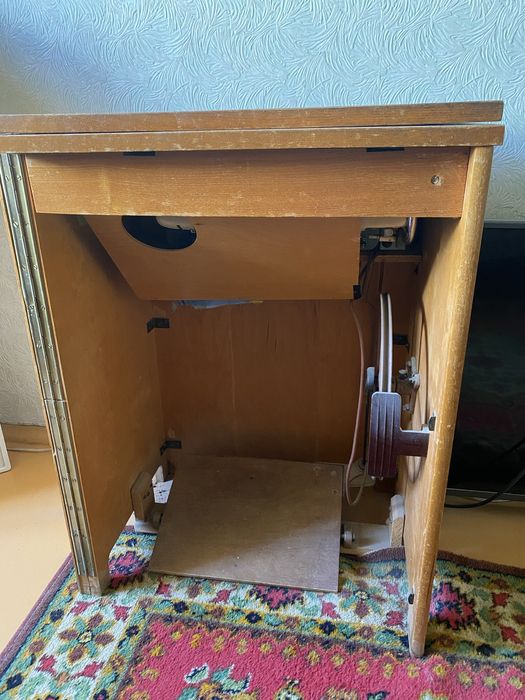 Швейная машина марки Чайка