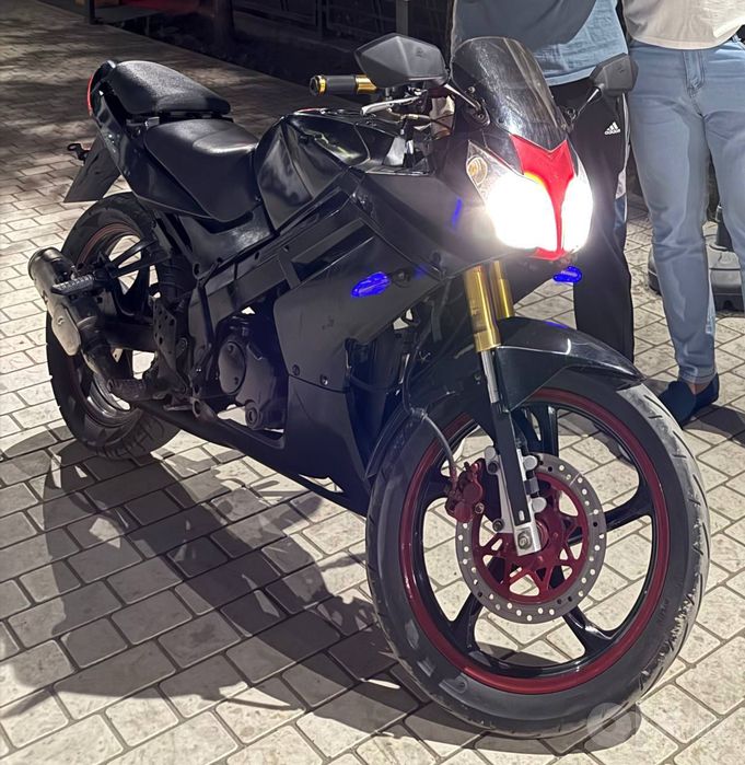 Motosikl moto sotiladi