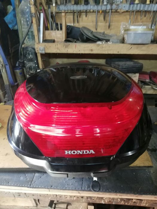 Куфари за Мотоциклети и Скутери .