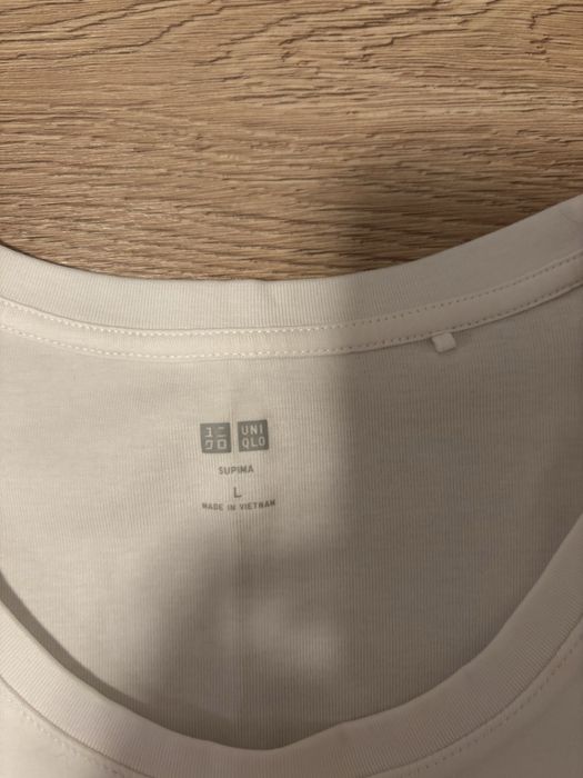 Vand tricou dama Uniqlo