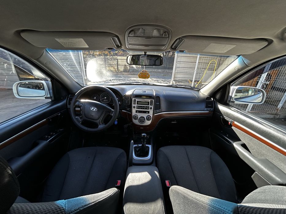 Hyundai Santa Fe 2.2 CRDi (2008) vând sau schimb +- diferența