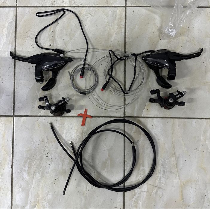 продам Мех. Тормоза и Манетки для переключателя