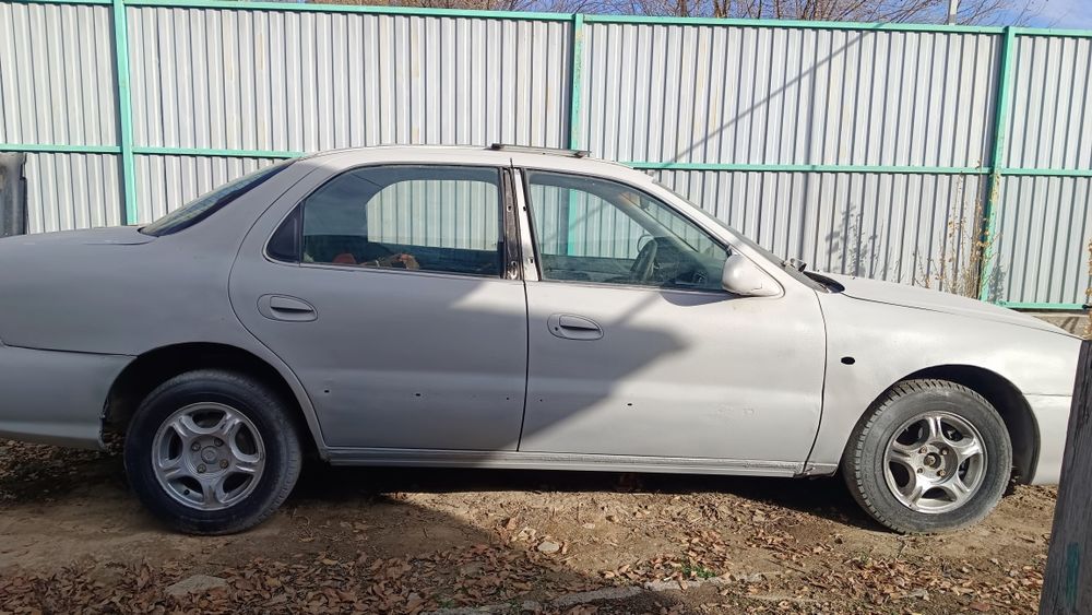 Автомобиль  Киа Кредос