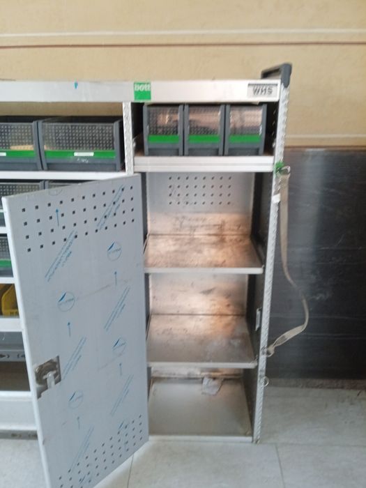 Инструментальный шкаф bott