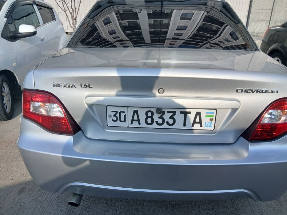 nexia 2 1.6 l sotiladi 2010 yil