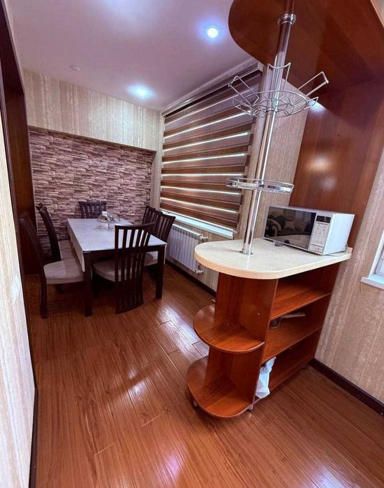 3-х комнатная квартира на Ойбеке рядом с рынком ID: 5363