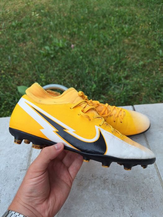 Ghete de fotbal Nike 42.5
