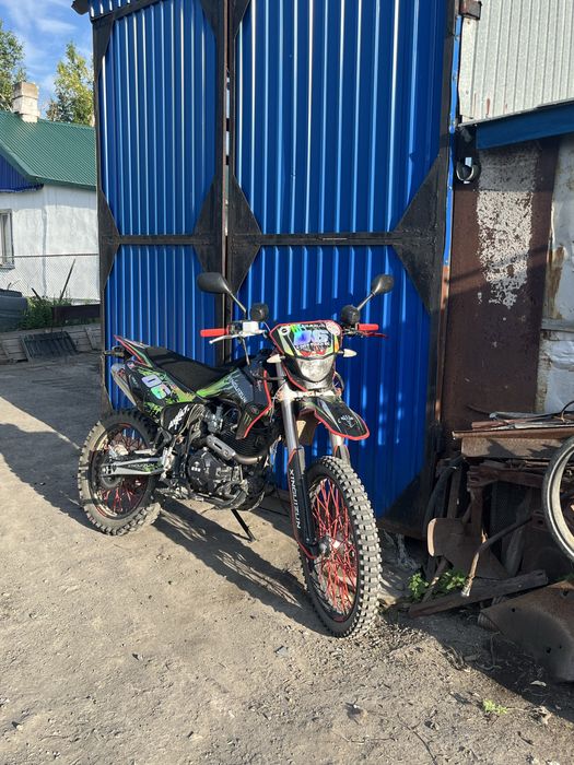 Мотоцикл xinguizun 300