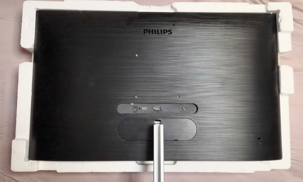 Монитор 27" Philips 272E1GAJ/01 1920x1080 16:9 VA 144ГЦ