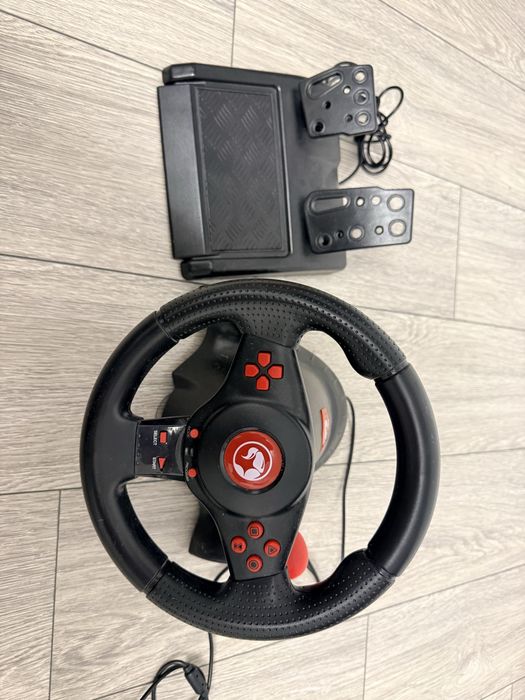 Vand volan gaming Marvo GT-903 ca nou