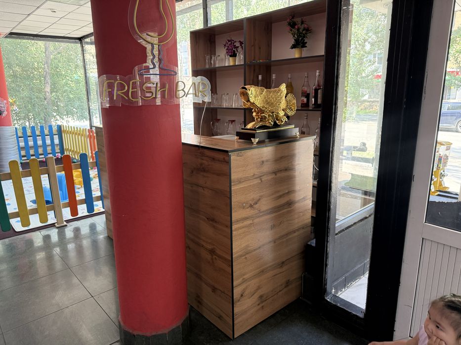 Продам барную стойку