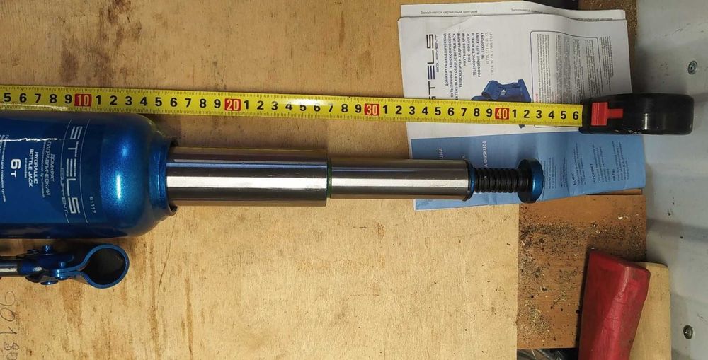 Домкрат бутылочный