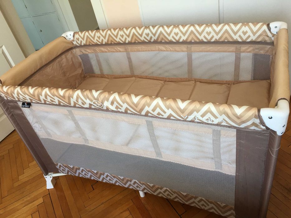 детска кошара със матрак и надматрачна постелка, сгъваема