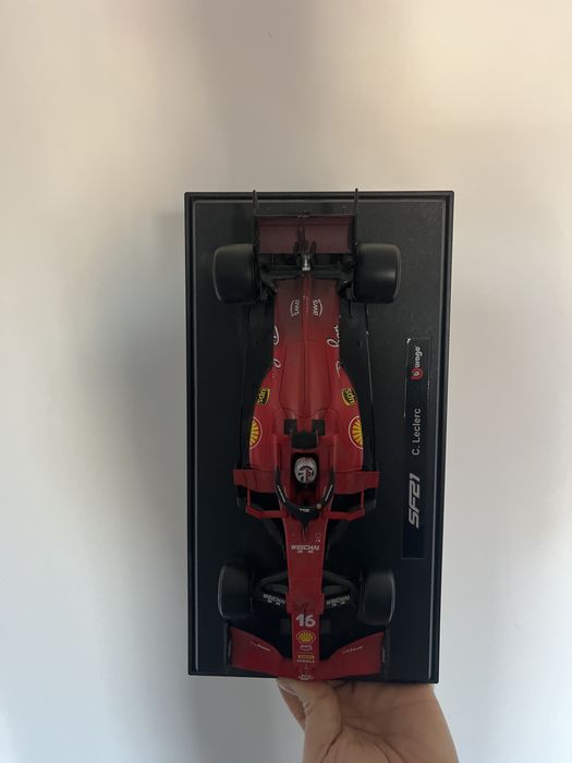 Macheta Oficiala Ferrari SF21 - cumparata de la fabrica Ferrari.