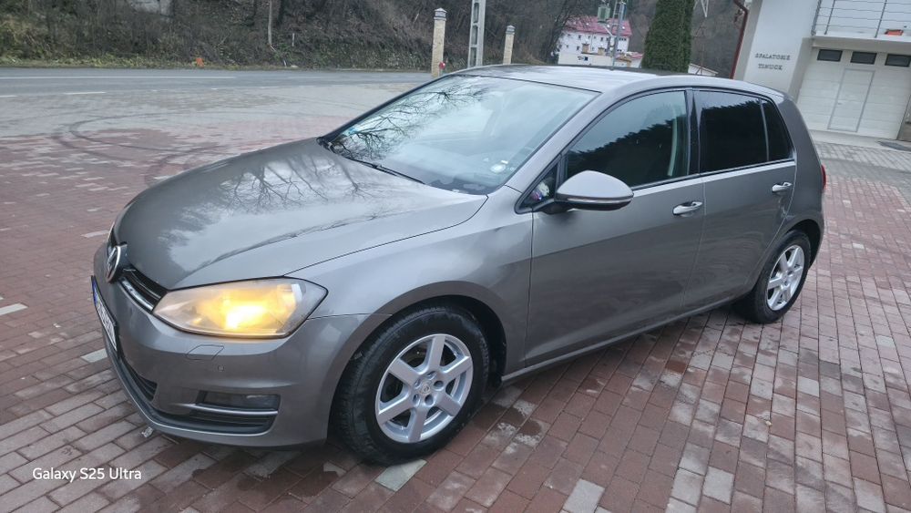 Volkswagen Golf 7 Hatchback 2013