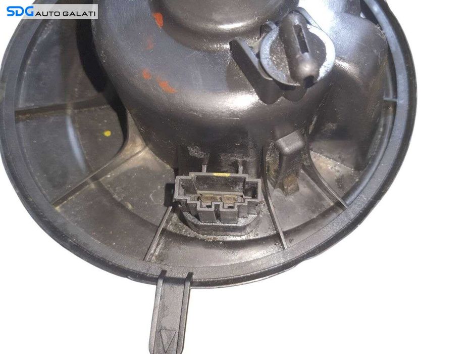 Motoras Ventilator Aeroterma Habitaclu Volkswagen Sharan 2010 - 2022 Cod 1K1819015C [N2359]