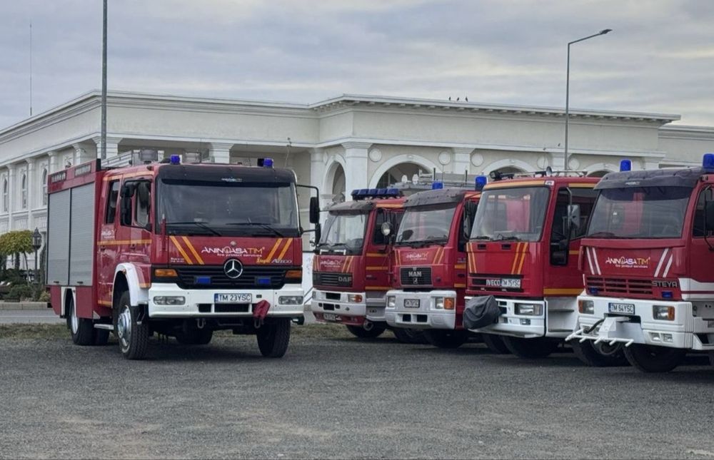 Mașina de Pompieri IVECO, 3000 L, echipata și înmatriculată