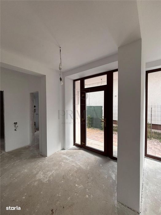 Duplex Spatios, Mosnita Noua, Locatie Excelenta, Curte Amenajata