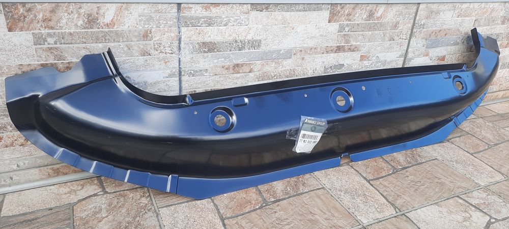 Vând piese noi pentru  Megane 2