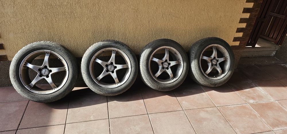 Jante MOMO R16+ cauciucuri de vară 205/55 r16