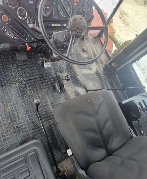 Трактор К744Р2 год 2007