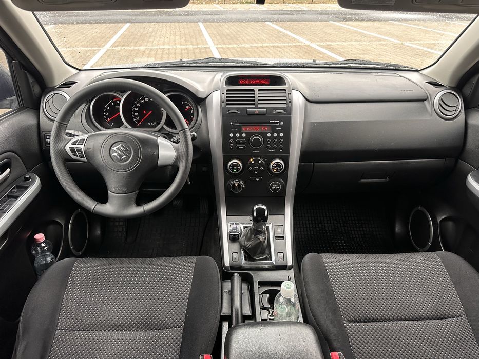 Vand Suzuki Grand Vitara  1.9 diesel URGENT.
