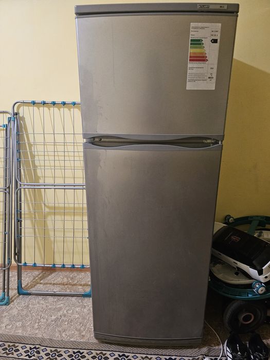Продам холодильник
