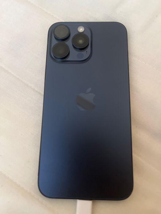 Iphone 15 pro max есим карта