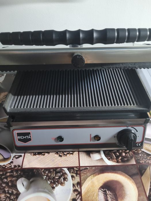 Продам электрогриль новый