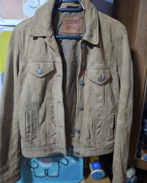 Jacheta dama levis