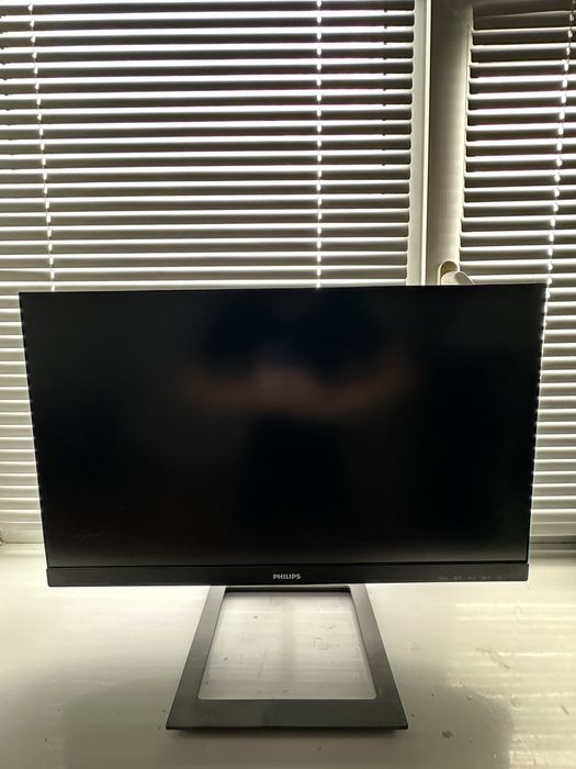 Игровой монитор Philips