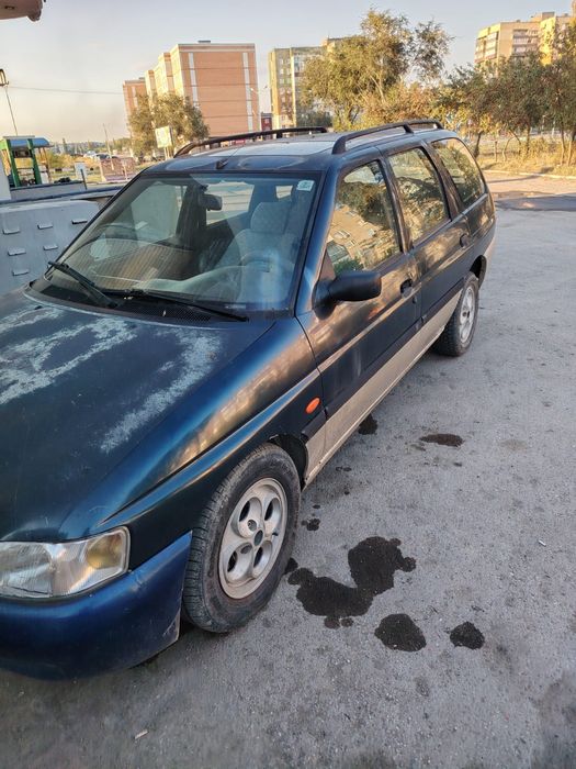 Продам форда не находу нужен электрик