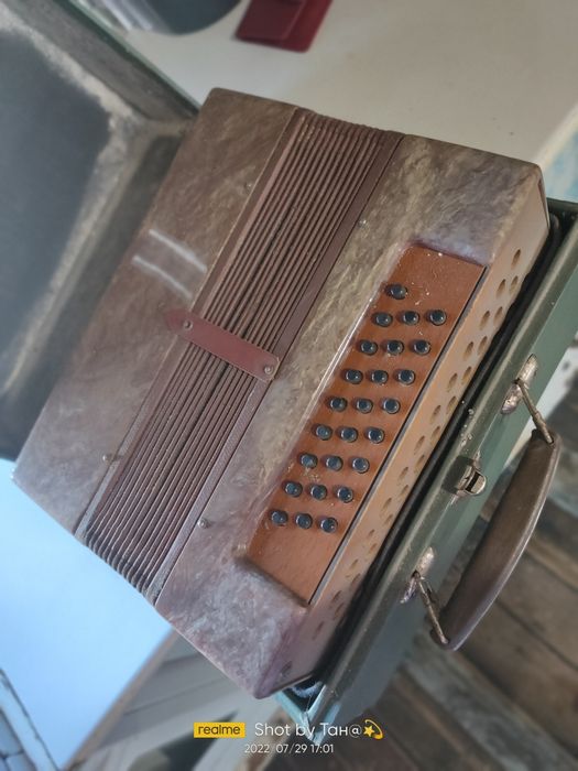 Продаю Гармонь баян