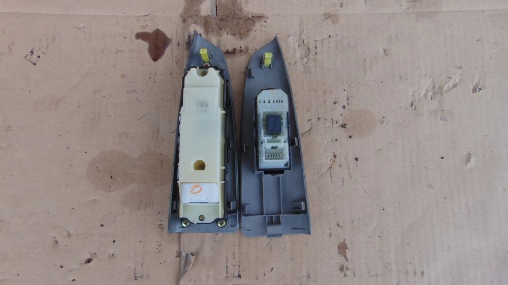 Butoane geamuri Toyota Corolla Verso 2002-2004 dezmembrez