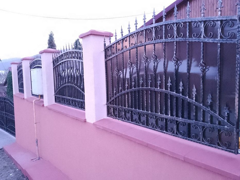 Porți din fier forjat