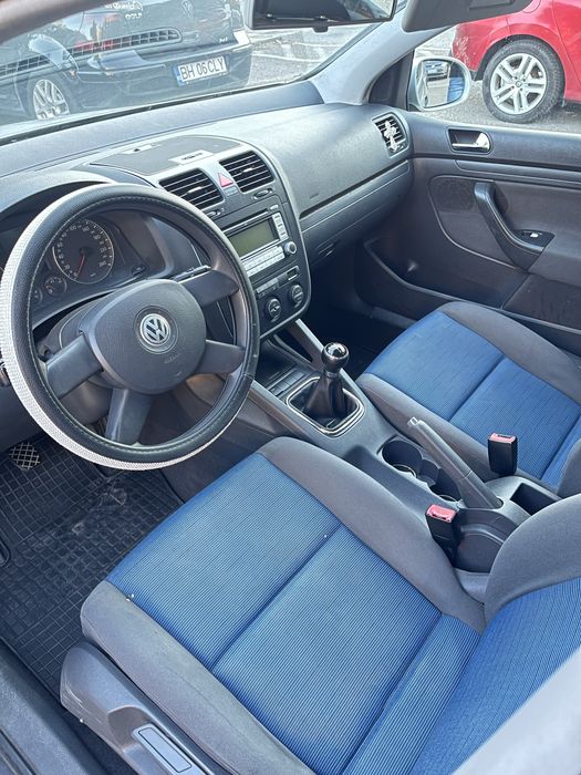 VOLKSWAGEN Golf 2004 — imagine 5