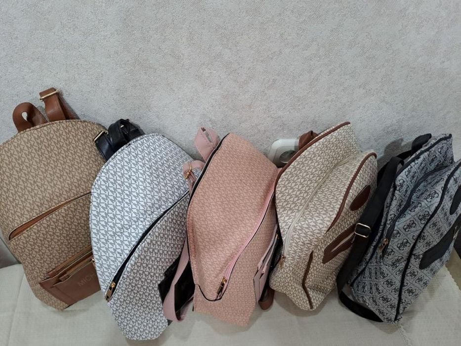 Продам рюкзаки